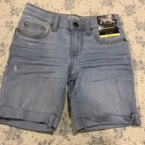 Art Class denim distressed Shorts NEW Girl’s Size XS ((4-5) 5-Pocket Cute Shorts